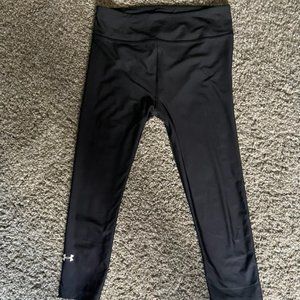 Under Armour Black Capris